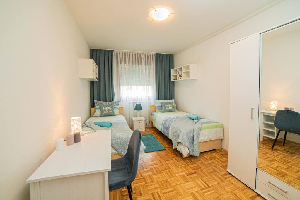 Sunny Day -Arena Zagreb , 2 Bathrooms, 102M², Exterior photo