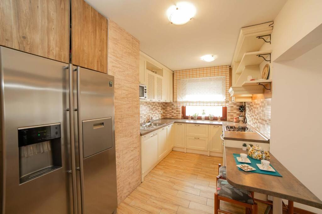 Sunny Day -Arena Zagreb , 2 Bathrooms, 102M², Exterior photo