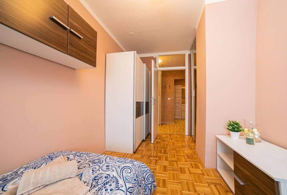 Sunny Day -Arena Zagreb , 2 Bathrooms, 102M², Exterior photo