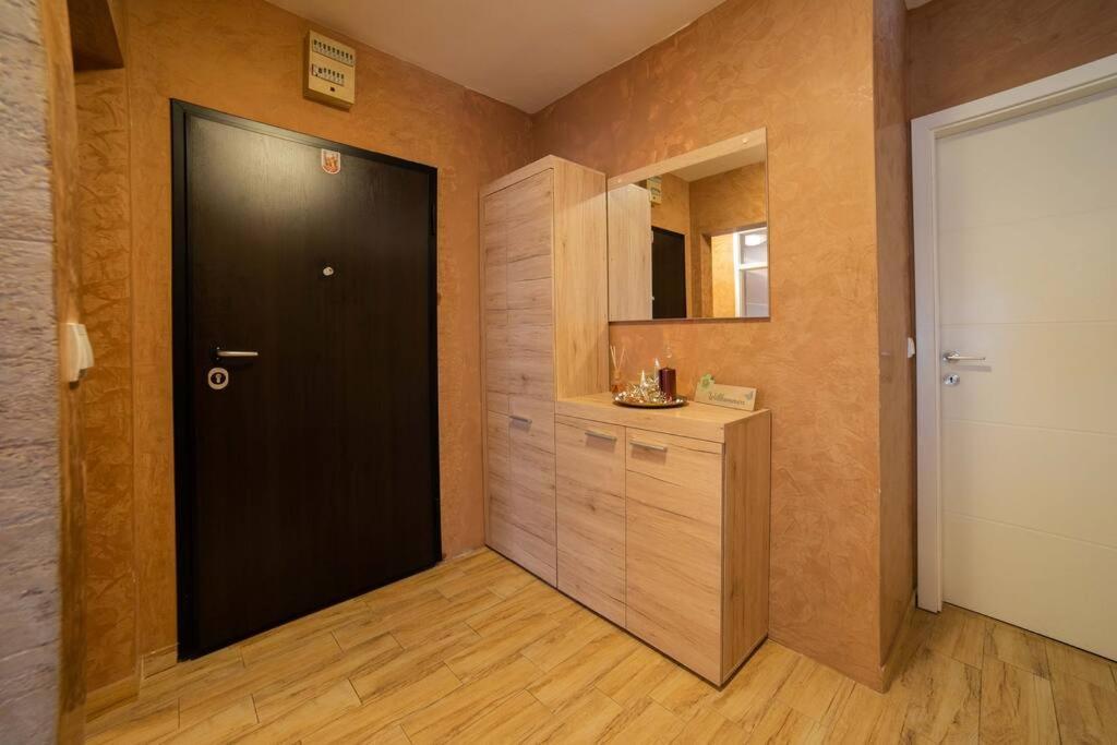 Sunny Day -Arena Zagreb , 2 Bathrooms, 102M², Exterior photo