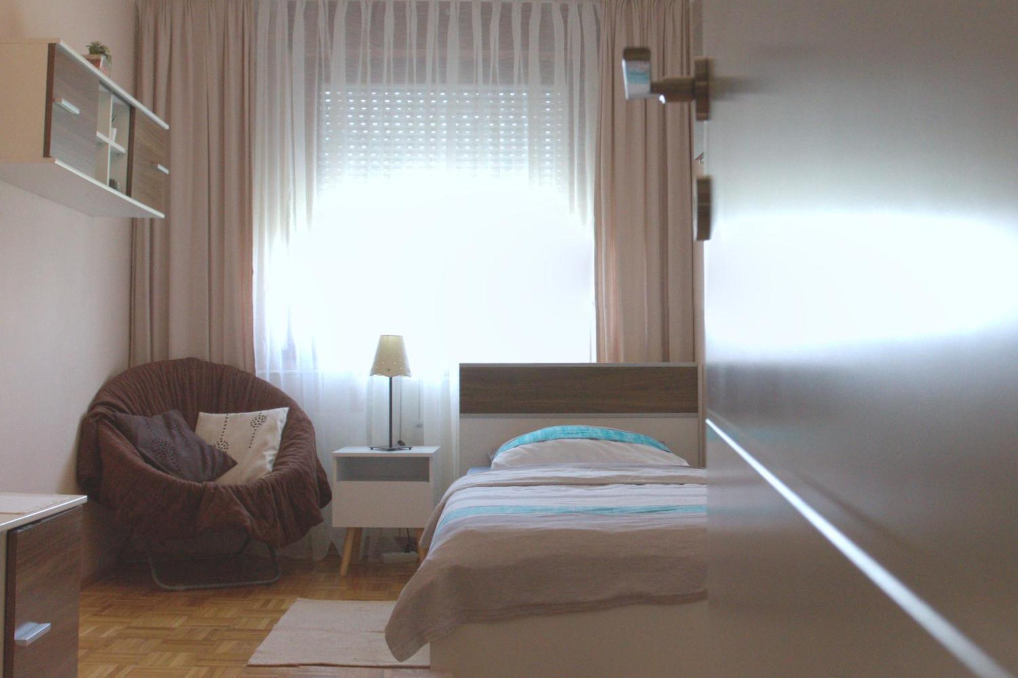Sunny Day -Arena Zagreb , 2 Bathrooms, 102M², Room photo